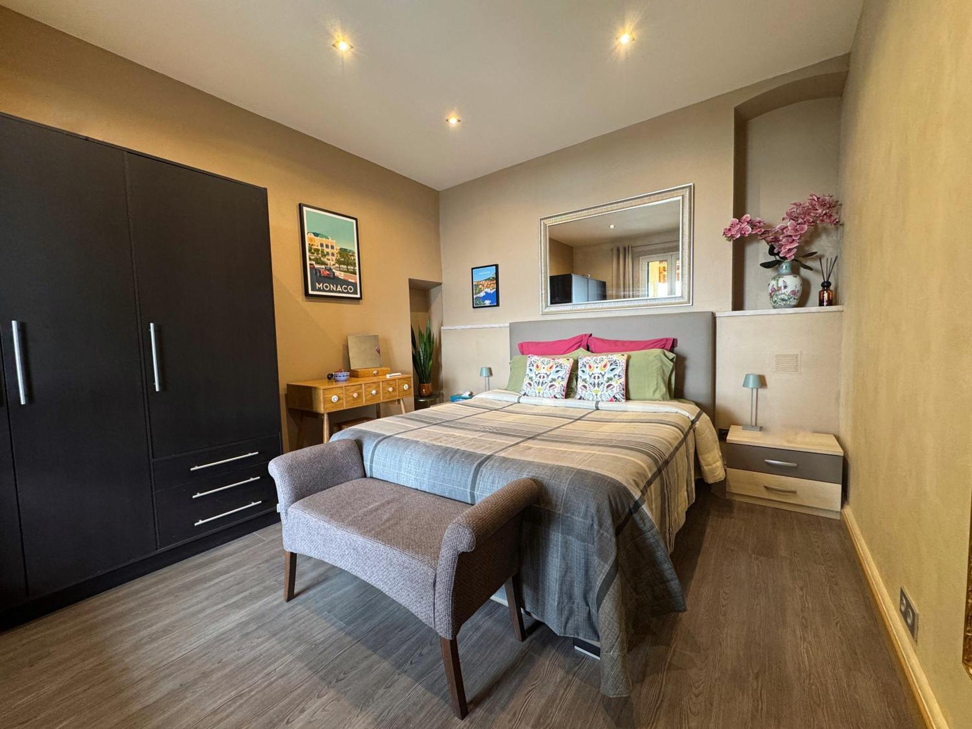 Appartement Jardin Exotique Cap-d'Ail Luaran gambar